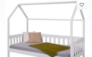 Pomozme mamince se třemi dětmi znovu vybavit byt po štěnicích