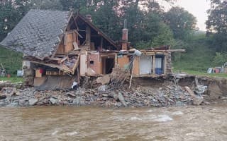 Pomohli jsme společně Beránkovým, kterým povodeň zničila dům