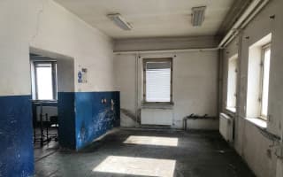 Pomohli jste přispět na Šatník Hradec pro samoživitele